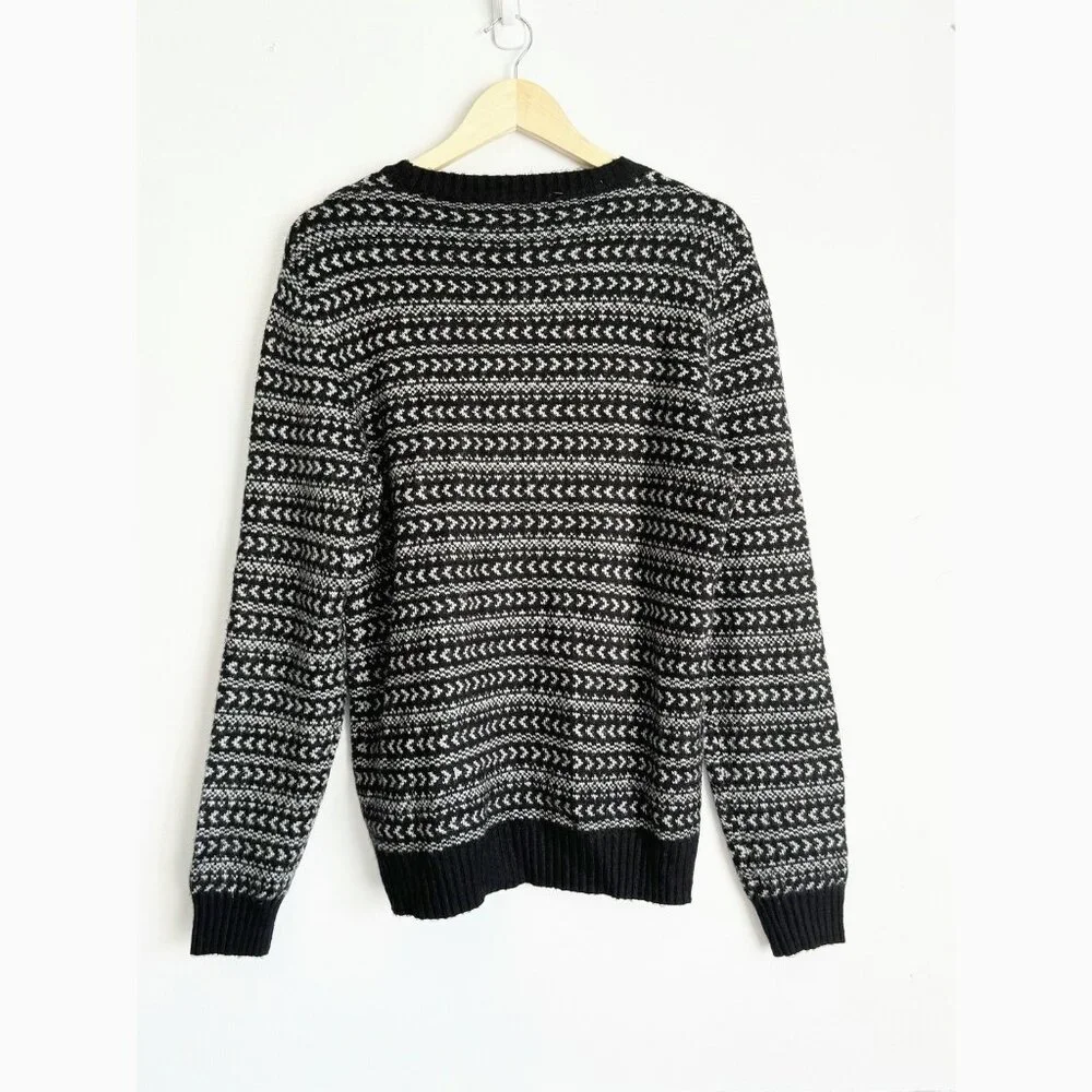 Express Mens Black White Neck Nordic Fair Isle Knit Sweater Medium Crew Winter